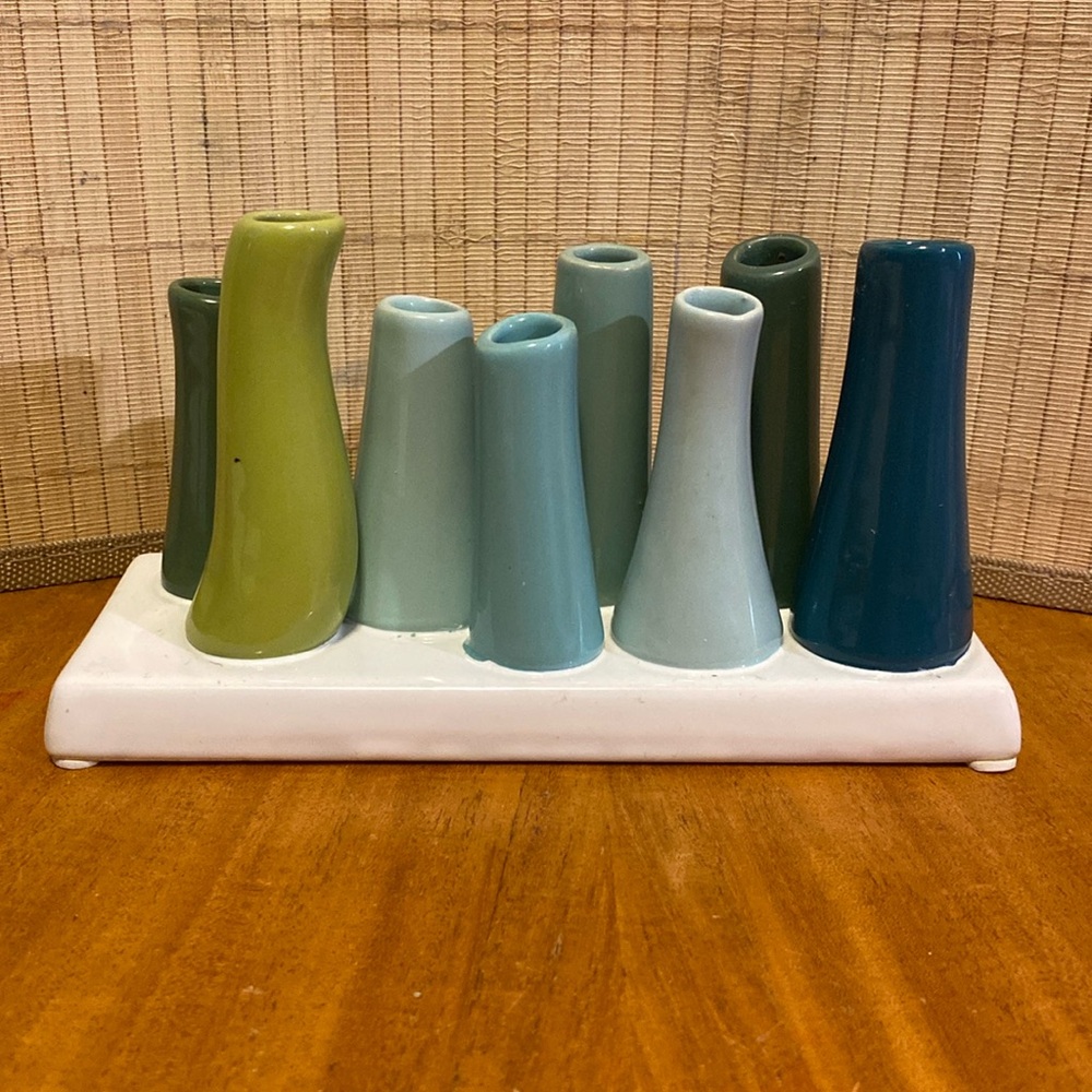 Chive pooley 8-tube ceramic bud vase